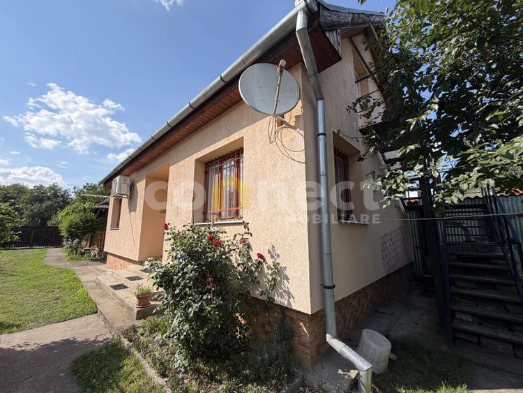 De vanzare 2 case individuale, teren de 2120 mp, acces 2 strazi | Gilau, Cluj