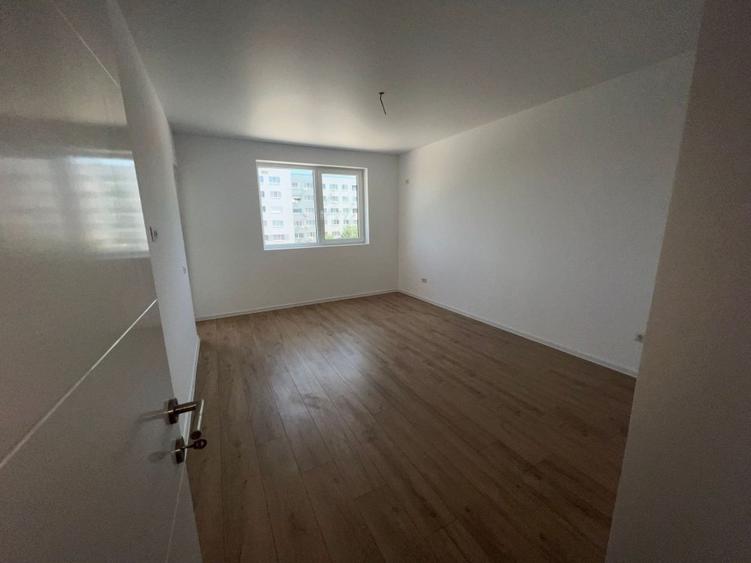 Garsoniera spatioasa,centrala proprie,incalzire in pardoseala,Metrou-Aparatori