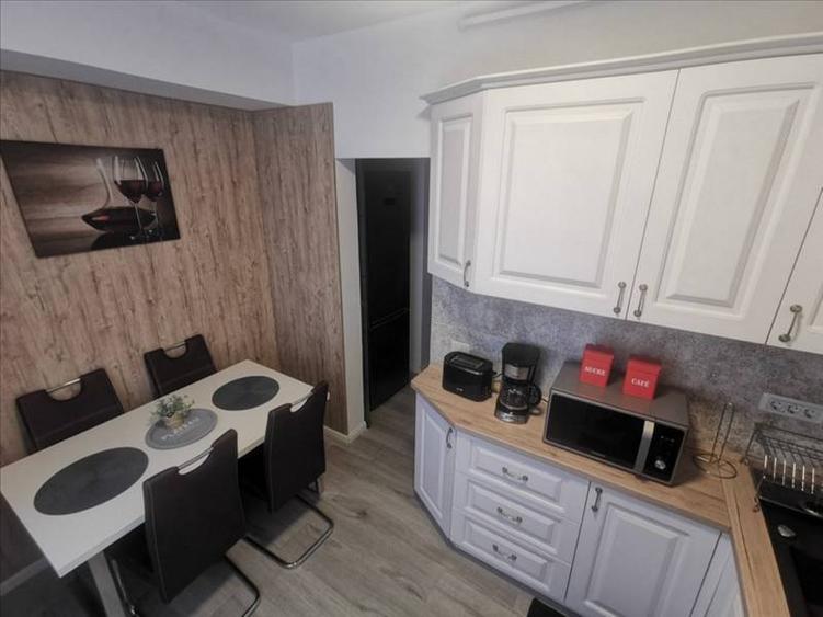 3 camere Mamaia, parcare, termen lung cu decontare