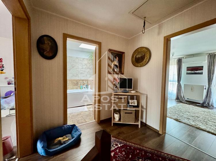 Casa insiruita cu 4 camere de vanzare langa padure, Dumbravita