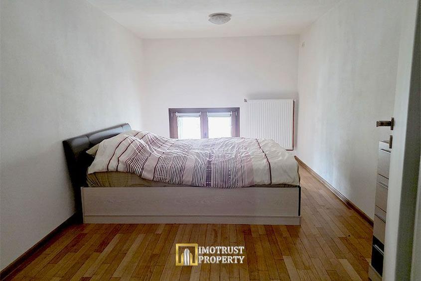 Apartament 5 camere cu supantă, ultracentral, Arad