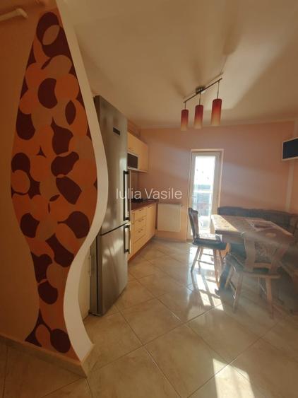 Închiriez APARTAMENT 3 CAMERE, Târgoviște, Micro 4 - 9