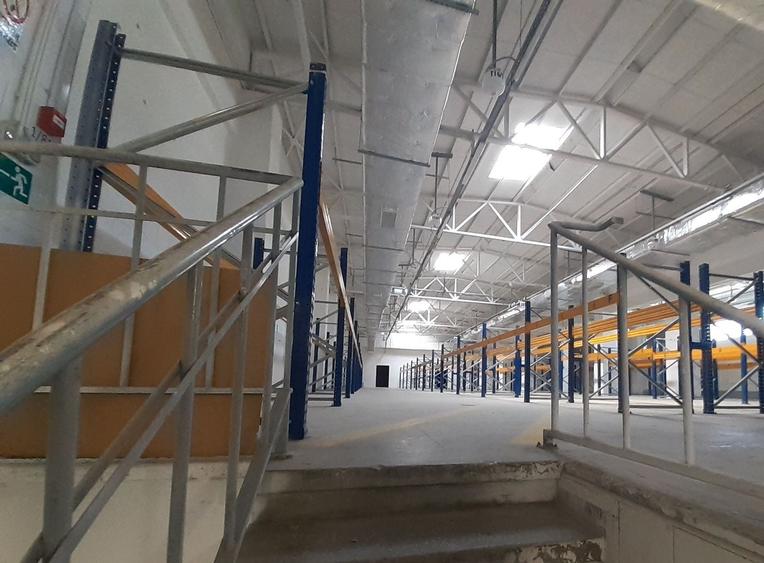 Hala 1336mp, in Pipera, in apropiere de giratoriu