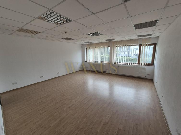 Spațiu comercial, pretabil birouri