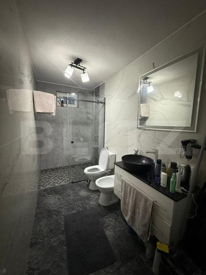 Casa cu 3 camere, 210 mp, zona semicentrala