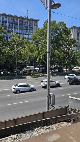 Apartament de 2 camere in Blocul Patria.Bloc programat pentru consolidare