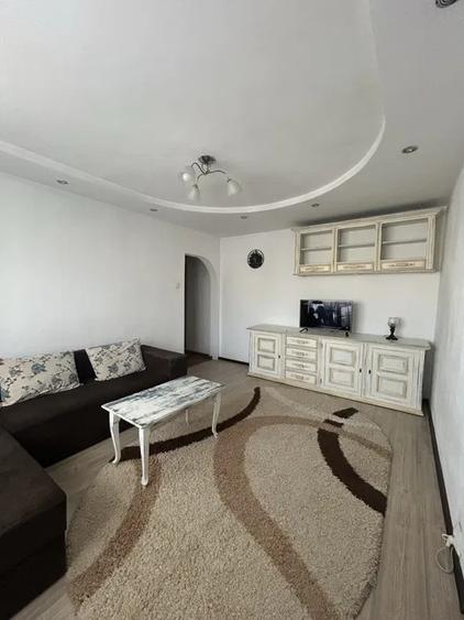 APARTAMENT 3 CAMERE, ETAJ 3/4, MOBILAT SI UTILAT, PRIMA CHIRIE, ROND ZIMBRU