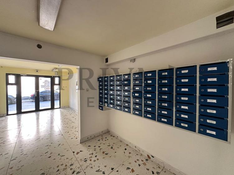 Garsoniera renovata, 26 mp, etaj 2, Complex Studențesc