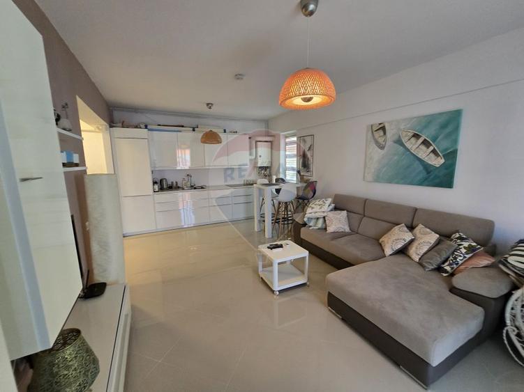 Apartament si loc parcare în zona promenada Mamaia Nord, Constanta