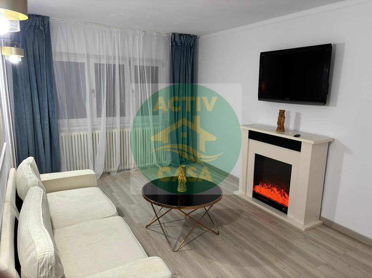 De vânzare apartament cu 4camere – Zona Piața Mare -Roman