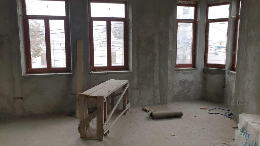 Conac Boieresc P+1 Ultracentral 695mp construiti, teren 466 mp pe colt deschider