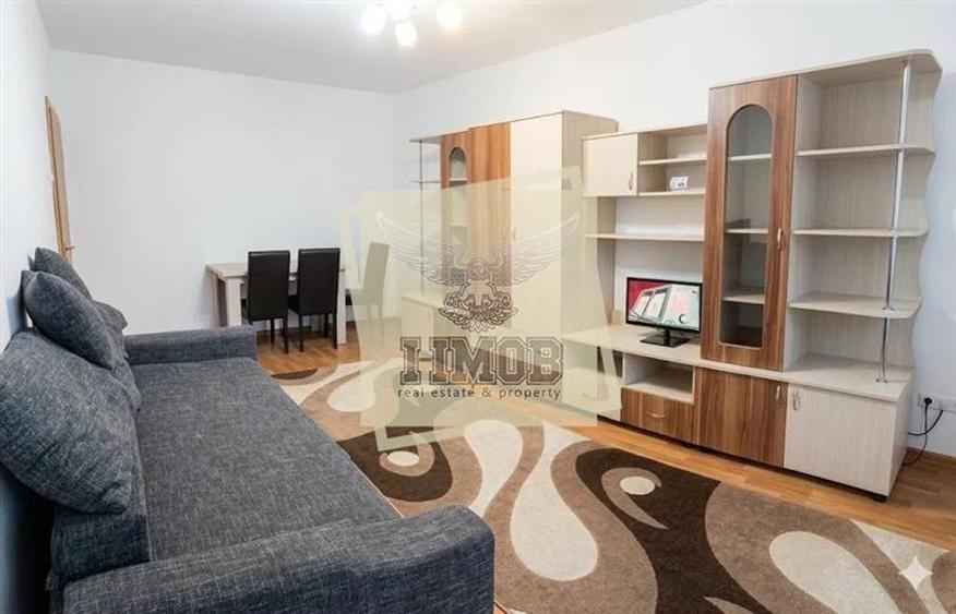 Apartament decomandat la etajul 1 cu 3 camere in Strand