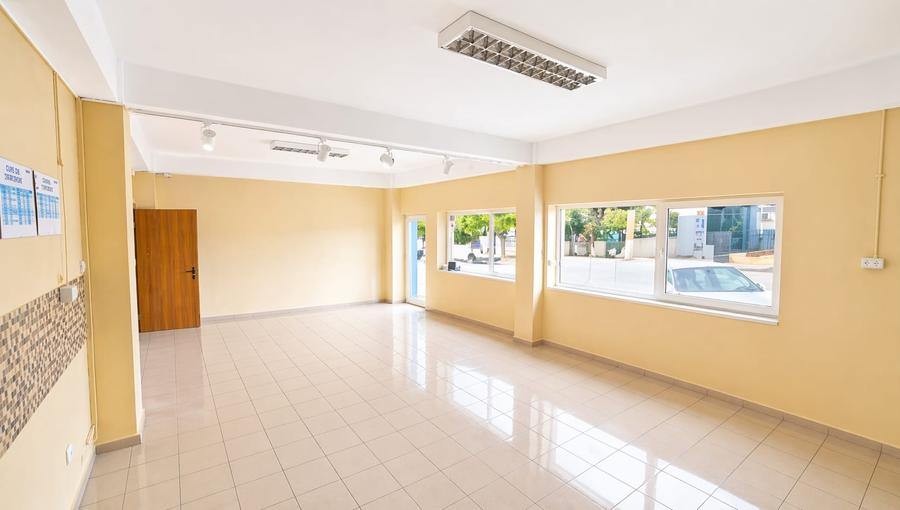 Interioara 3 - Spatiu comercial suprafata 38 mp