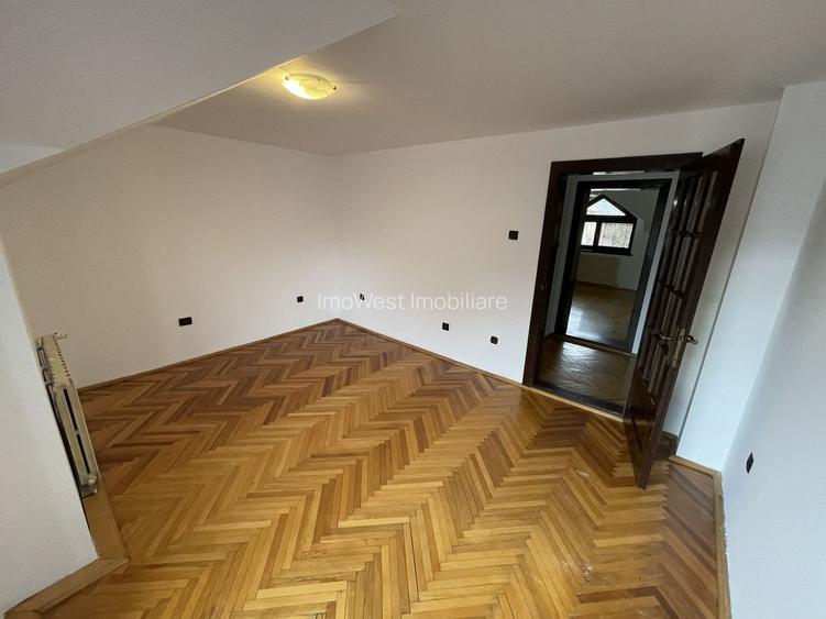 Circumvalatiunii | Casa individuala | 6 camere | Garaj - 31