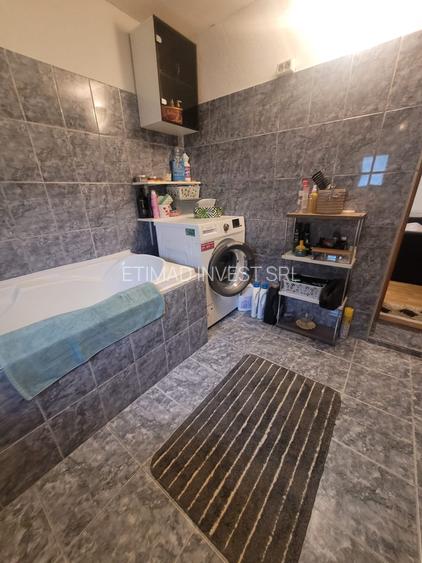 Valu lui Traian -casa 3 camere cu teren 300 mp -gaze la poarta  72500 euro - 25
