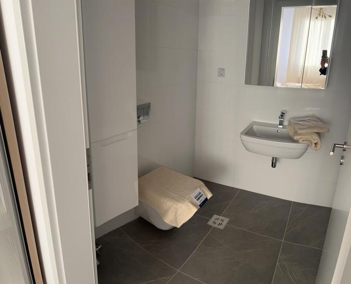 Hiriez apartament 3 camere, Pitesti, zona Nord, Bloc Nordmark