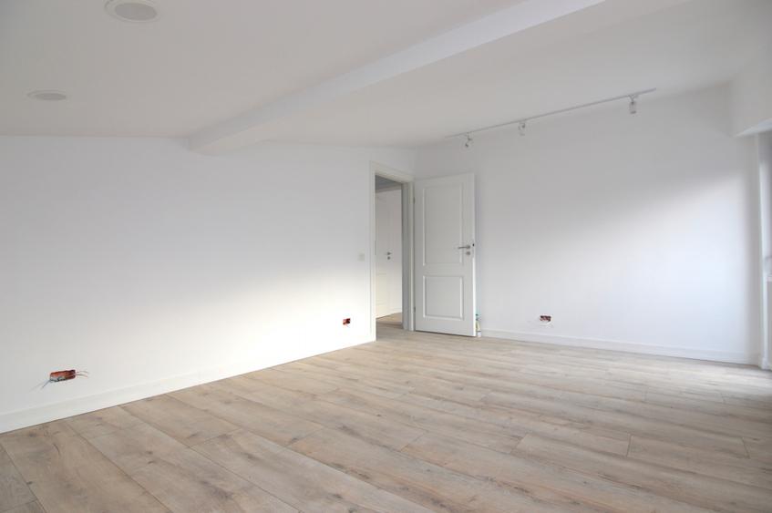 VANZARE APARTAMENT 3 CAMERE CALEA CALARSILOR – TEPES-VODA