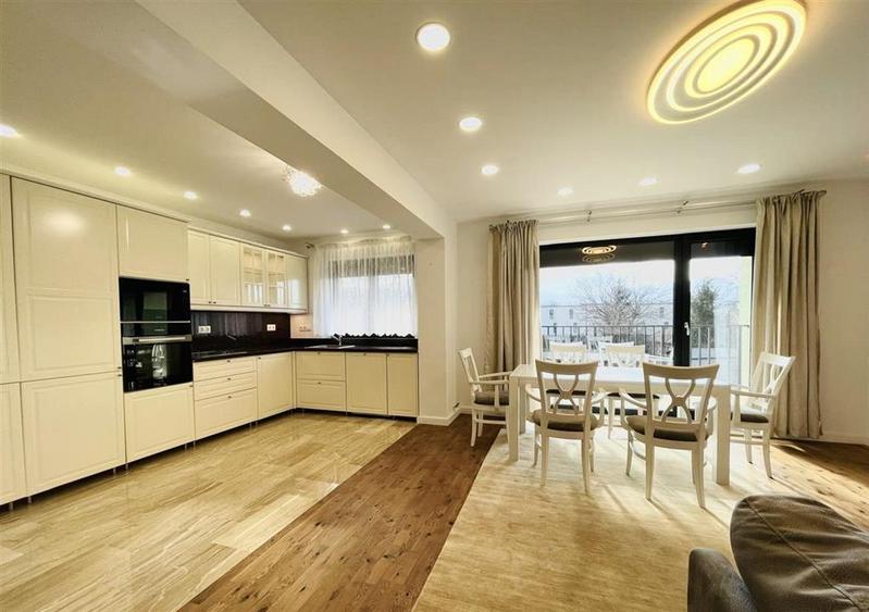 2 Camere Bloc Nou 85 MP, LUX, PANORAMA, LINISTE, Parcare supraterana