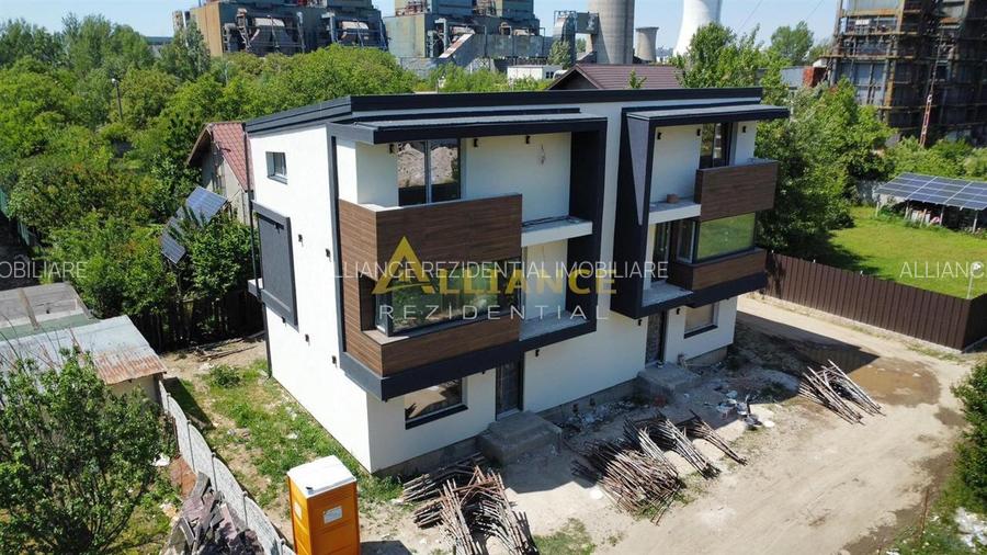 Vila de vanzare || 4 camere || curte mare || aproape Grand Arena - 4