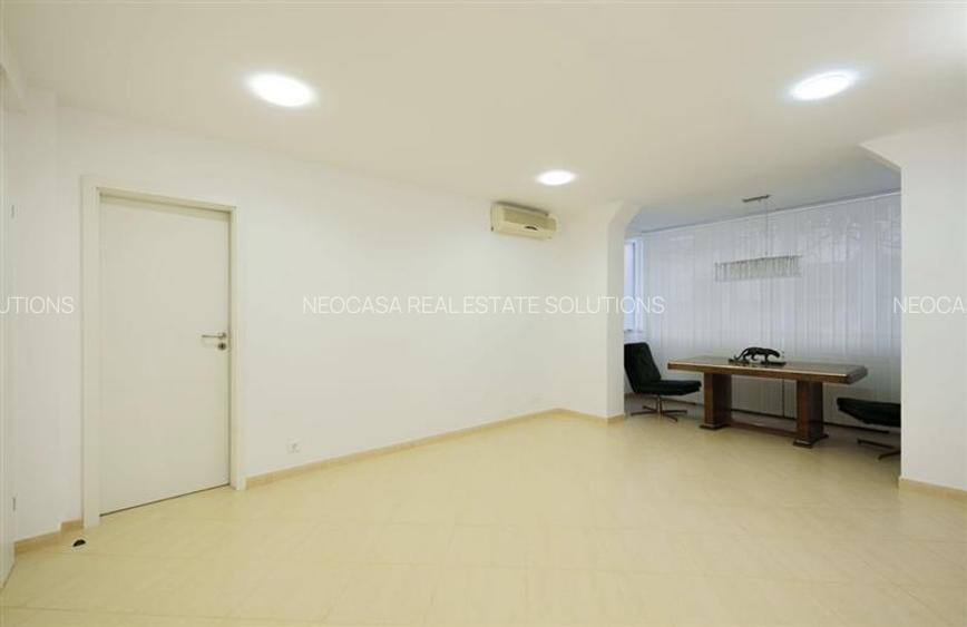 Apartament 3 camere - perfect pentru birou - 9