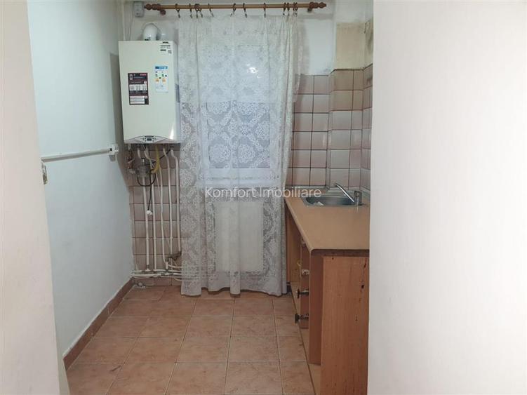 Apartament 2 camere langa Cora - 4