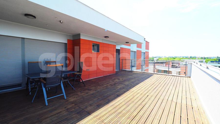 Apartament modern cu 4 camere si garaj in complex rezidential