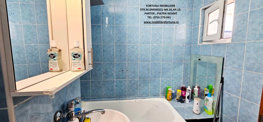 Apartament 2 camere decomandate, zona Petrodava