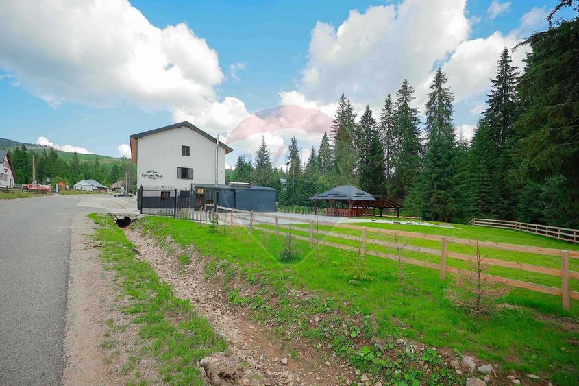 Hotel-Spa-Restaurant nou de Vânzare, 26 Camere, în Padiș,
