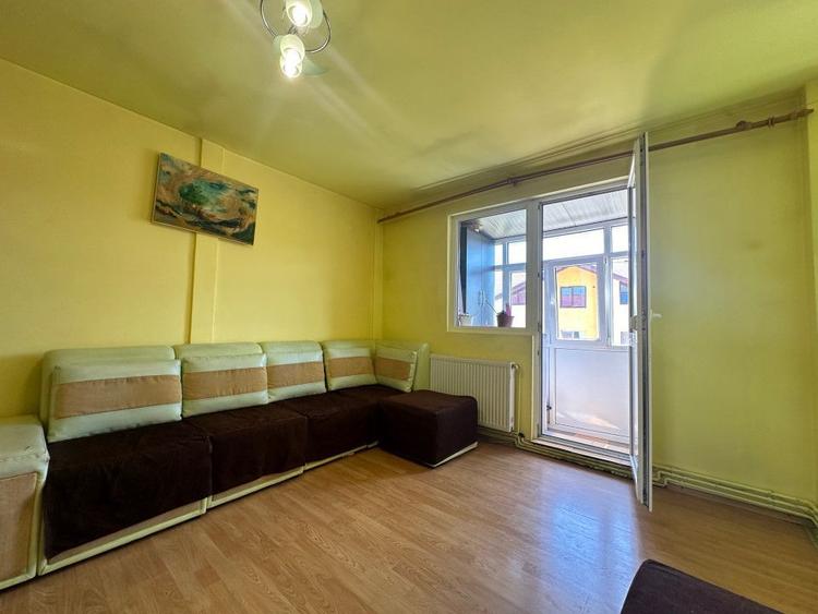 Apartament 3 camere, tip mansarda - Aleea Sevis