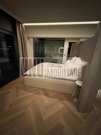 Piata Unirii-Etaj intermediar-Renovat complet