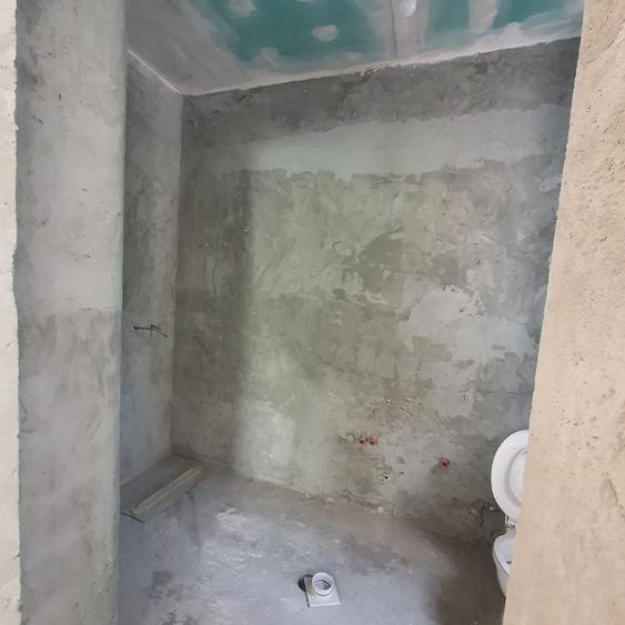Etaj vila, 3 camere decomandate, garaj, curte 100mp, ultracentral,