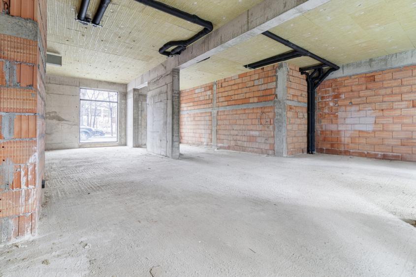 Spatiu Comercial Semifinisat | Bloc nou | Hercesa Vivenda