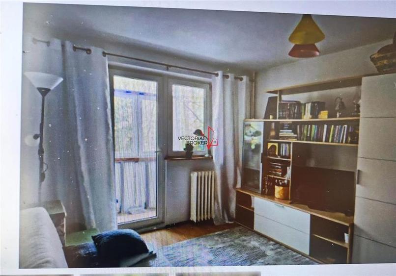 Apartament et.1/10, mobilat utilat Tei zona Ripiceni
