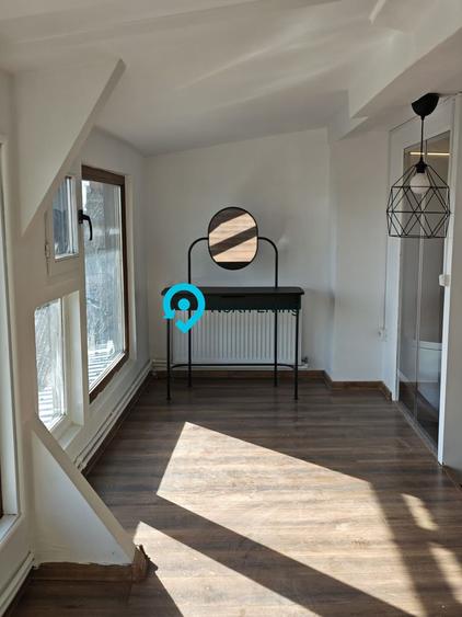 Apartament 3 camere, 97 mp, parcare, zona Erou Iancu Nicolae