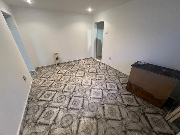 Apartament 2 camere, parter, 34 mp utili, zona Mausoleul Eroilor – Sud