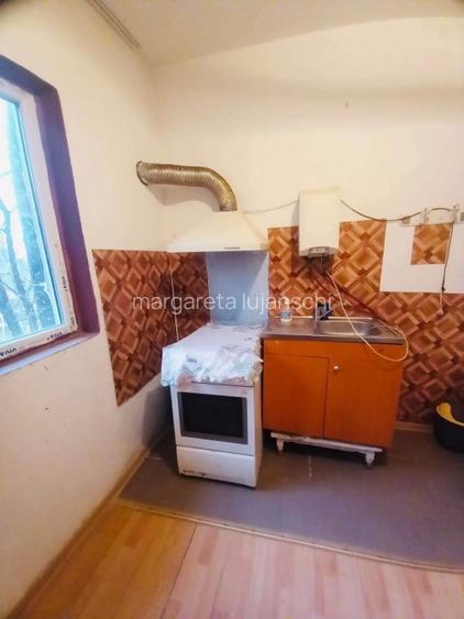 Casă de vânzare în comuna Modelu  - 3
