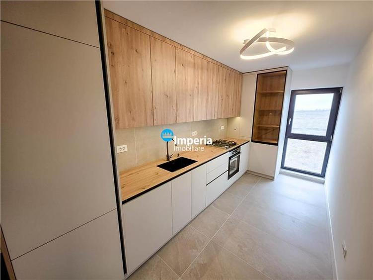Apartament NOU, 3 camere + Parcare, Copou !