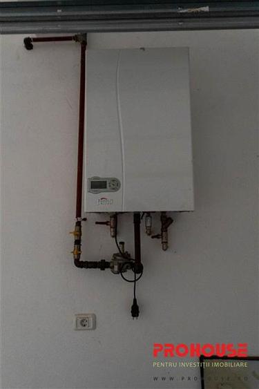 Vila de tip duplex - P+M - Margineni
