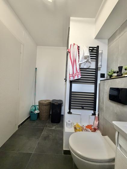Apartament 3 camere, renovat, lift, 2 bai, zona Tipografilor