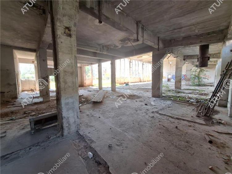 Spatiu cu suprafata de 500 mp si teren de 1159 mp in zona Strand Sibiu
