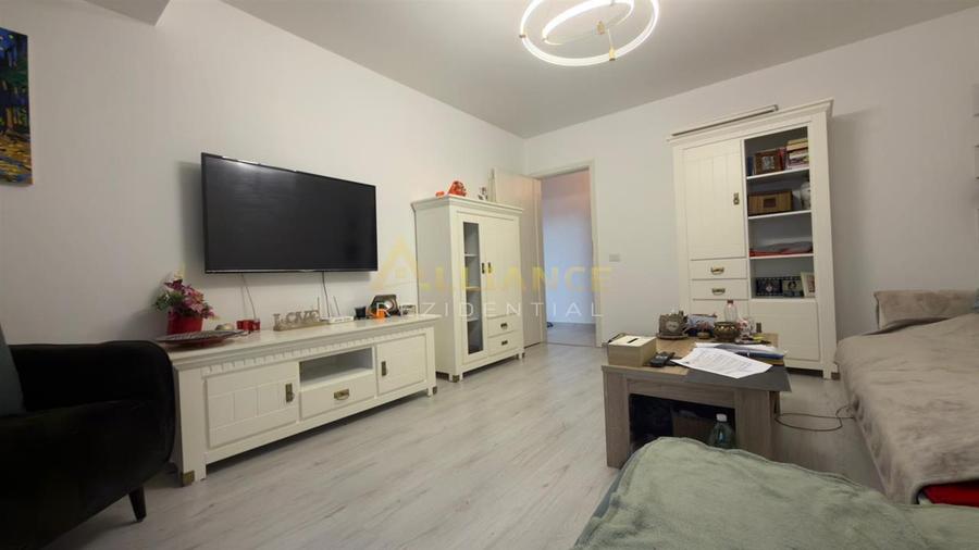 2 CAMERE + PARCARE + BOXA - MOBILAT UTILAT - GATA DE MUTAT