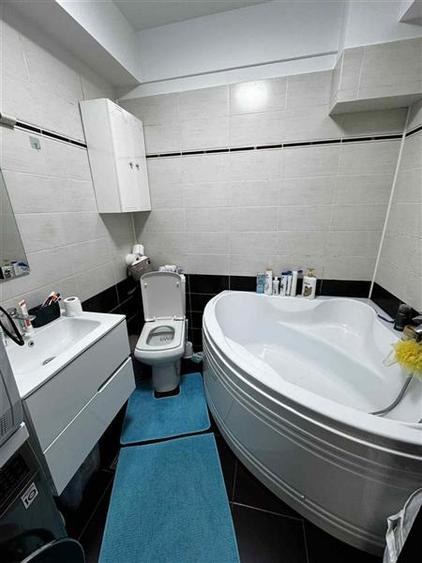 Apartament 3 camere demisol Gloriei Damaroaia Bucurestii Noi 0 comision