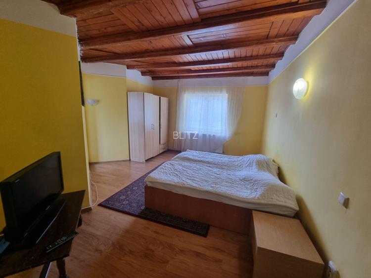 Vilă spațioasă de vanzare in Busteni-Oportunitate de investiție - 4