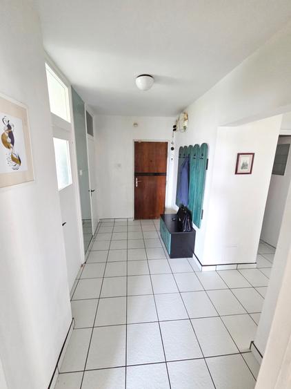 Vitan Mall, Foisorului, 3 camere, bloc reabilitat, decomandat etaj 6 din 8