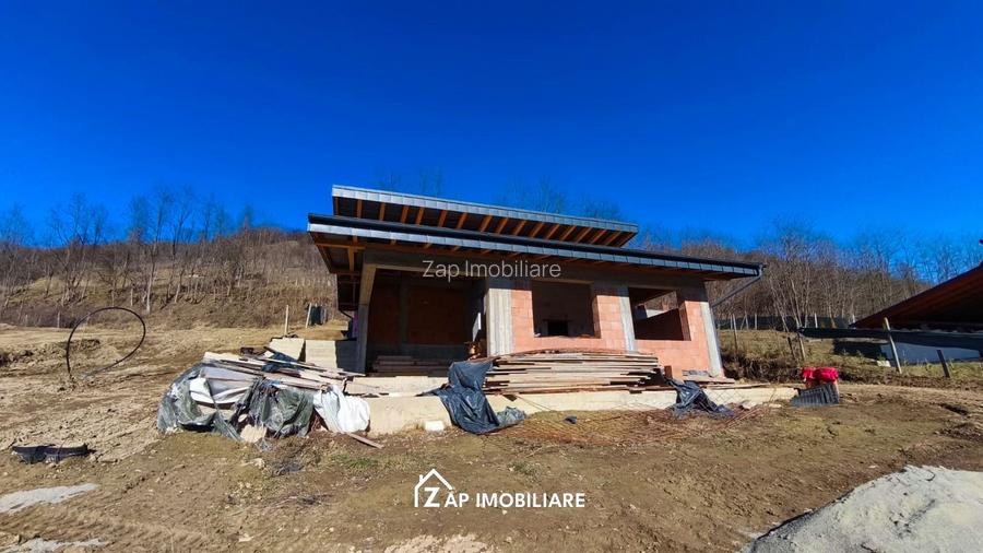 Casa Moderna - parcele 700 mp - 1000 mp cu garaj inclus - 3