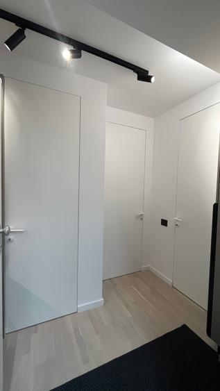 Birou sau Locuinta: Studio Versatil Lux „First Rent” în Inima Ploieștiului