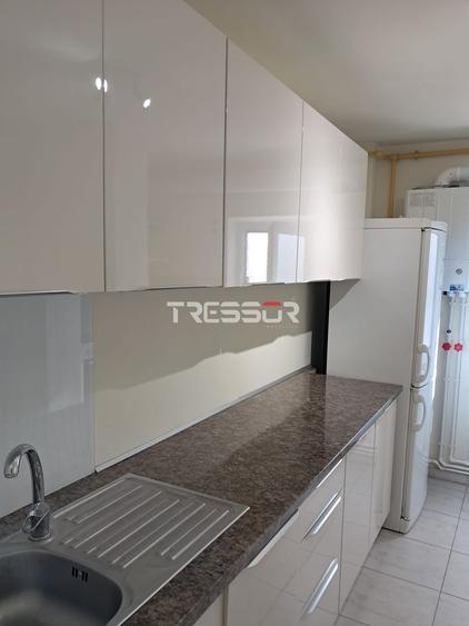 2 camere modern în zona Km 5