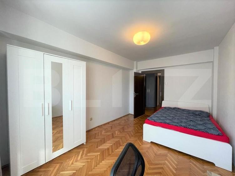 Apartament 3 camere, decomandat, 80 mp, balcon, Piata Cipariu