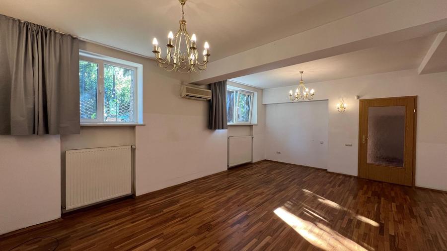 5 camere in vila | Aviatorilor
