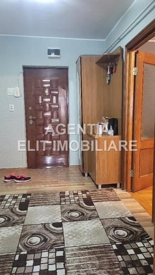 Apartament 3 camere, zona Centrala